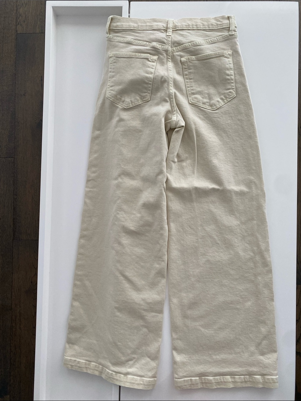 GAP High Rise Wide-Leg Strive Jeans in Natural Cream Size 28 | 6 - Picture 2 of 10